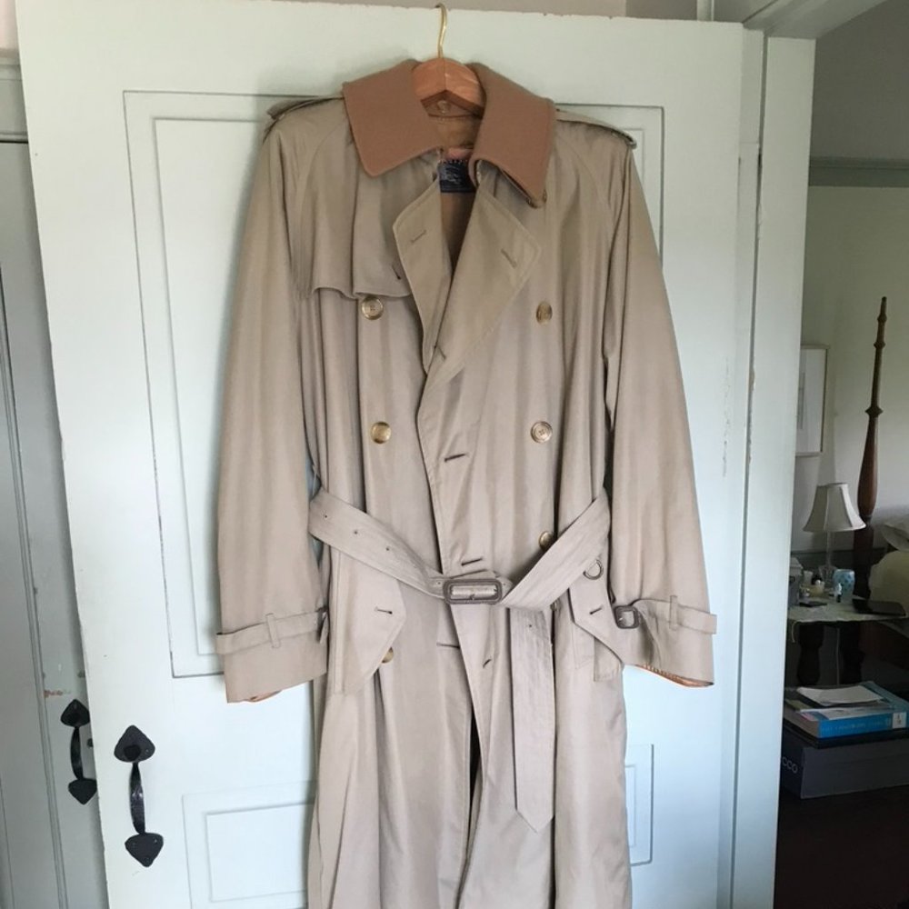 Burberry classic fully lined trench coat